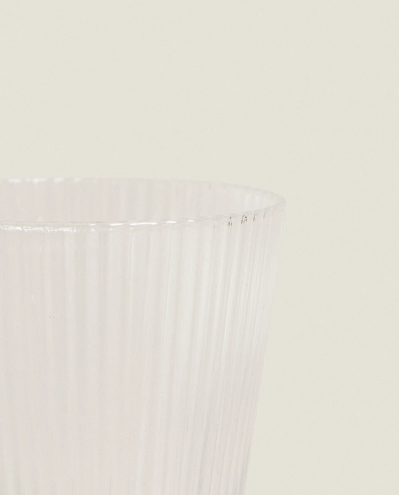 LINED DESIGN GLASS TUMBLER