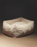 FAUX SHEARLING PET BED
