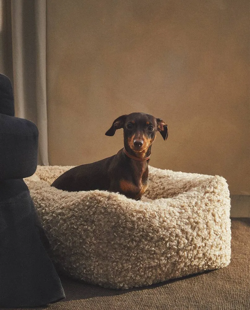 FAUX SHEARLING PET BED