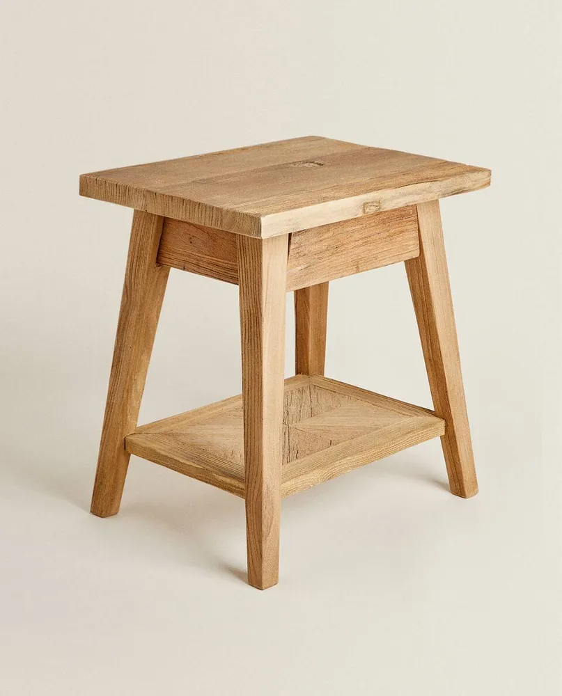 LITTLE WOODEN TABLE