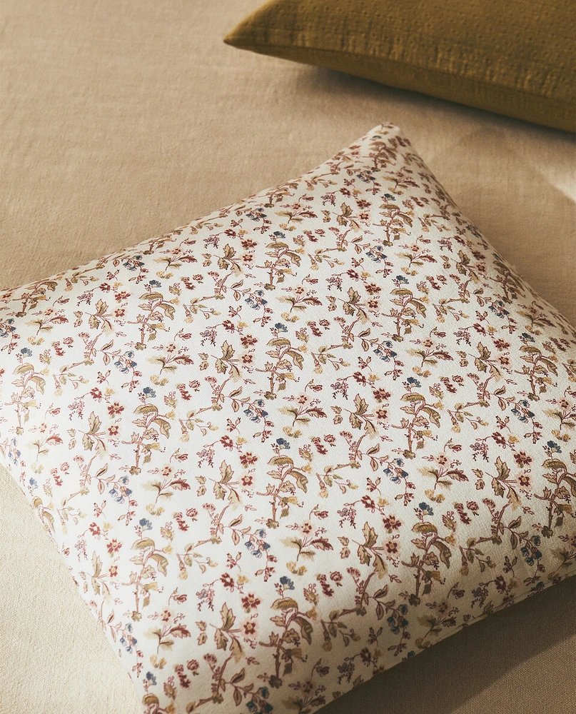 FLORAL PRINT CUSHION COVER