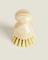 SMALL WOODEN BRUSH