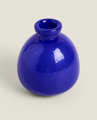 BLUE GLASS VASE