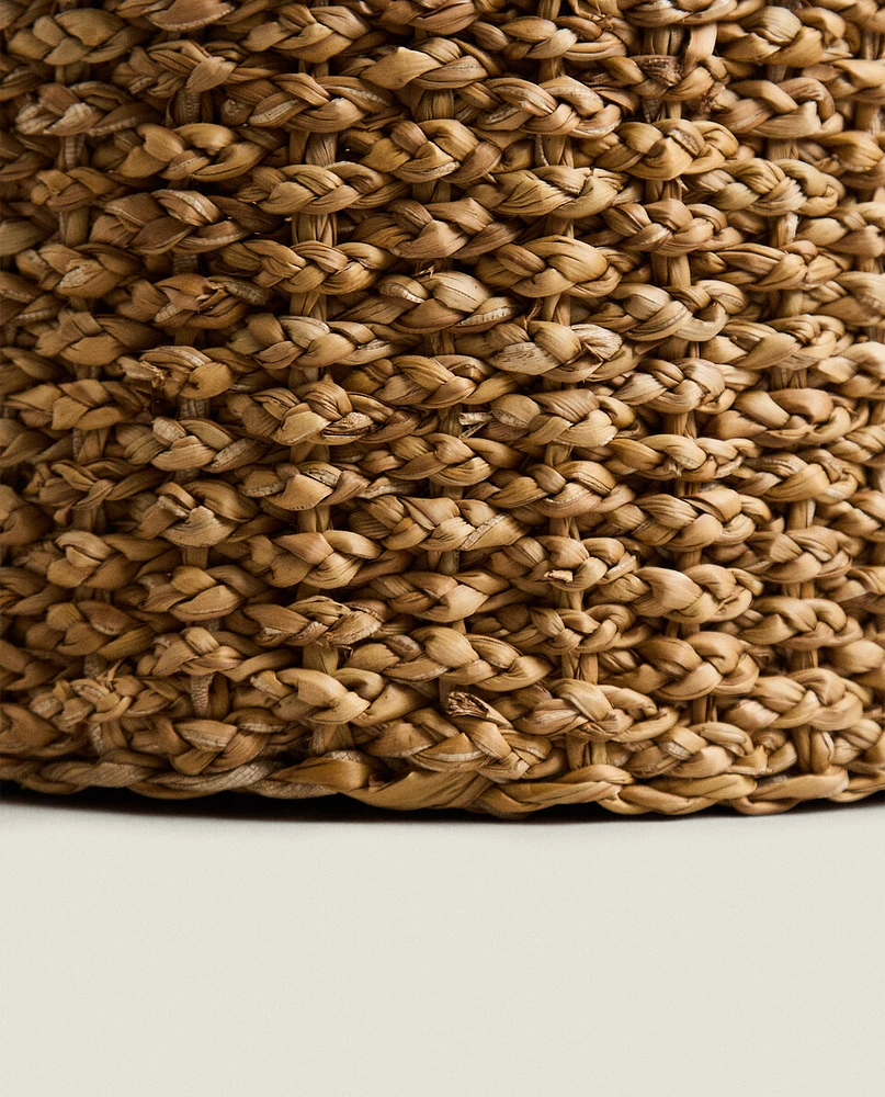 CYLINDRICAL SEAGRASS BASKET