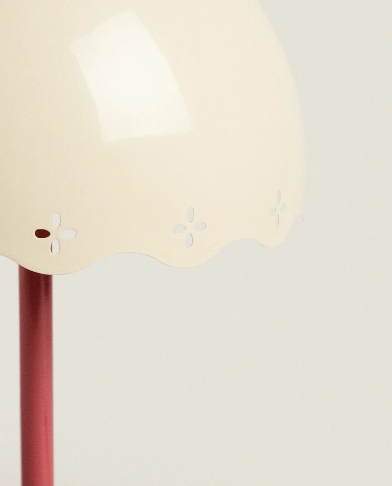 CHILDREN'S LAMP WITH DIE-CUT SHADE