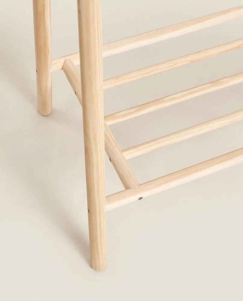 WOODEN CLOTHES RACK