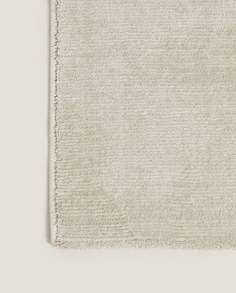 SOFT-TOUCH TEXTURED RUG