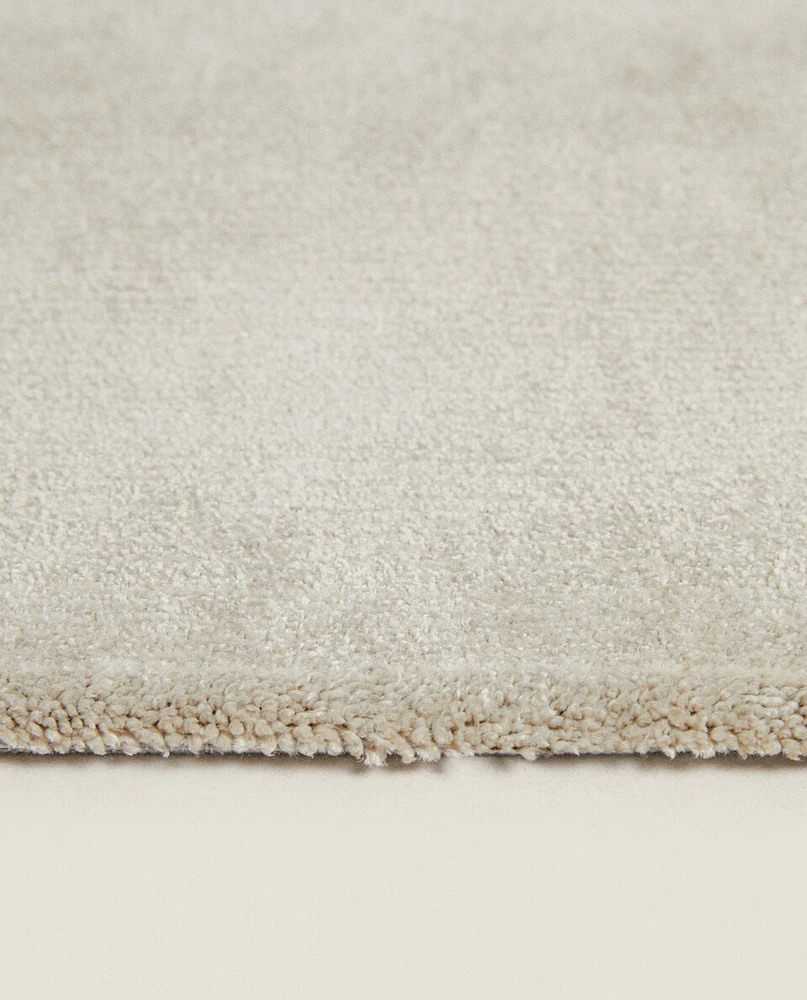 SOFT-TOUCH TEXTURED RUG