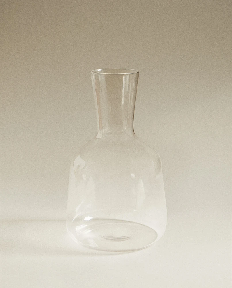 GLASS DECANTER