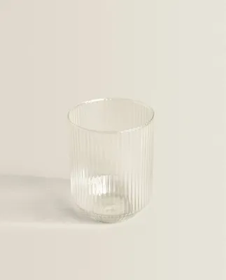 BOROSILICATE GLASS TUMBLER WITH RAISED LINES