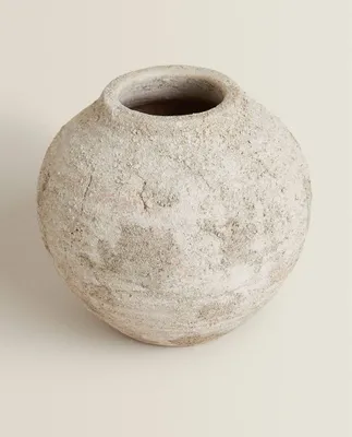 CERAMIC VASE