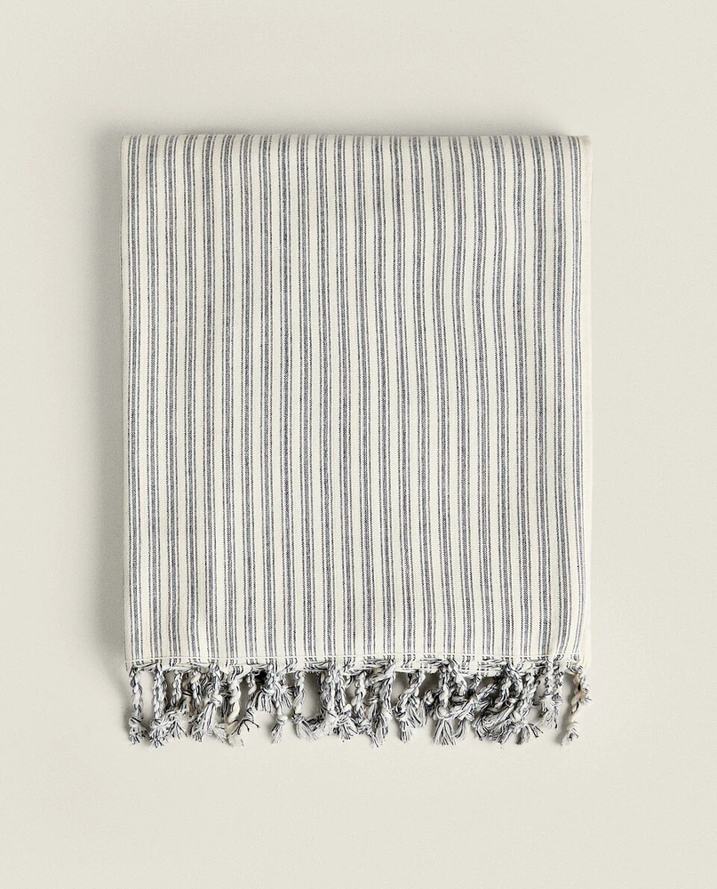 STRIPED BEACH TOWEL WITH FRINGING