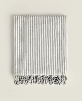 STRIPED BEACH TOWEL WITH FRINGING