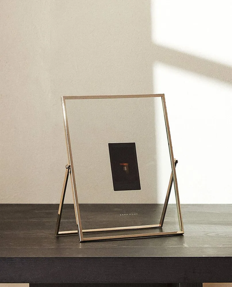 PHOTO FRAME WITH STAND