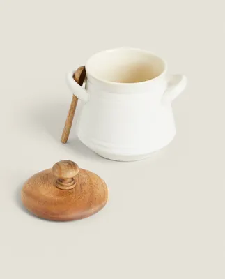 CERAMIC SUGAR BOWL WITH WOODEN LID