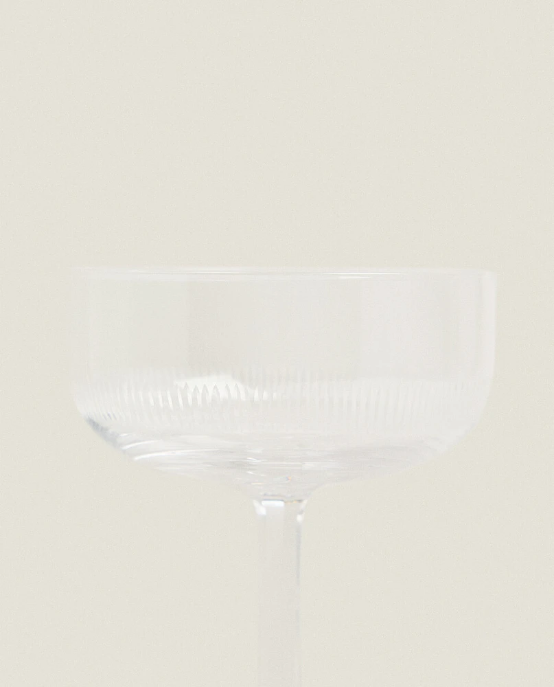 ENGRAVED CRYSTALLINE COCKTAIL GLASS