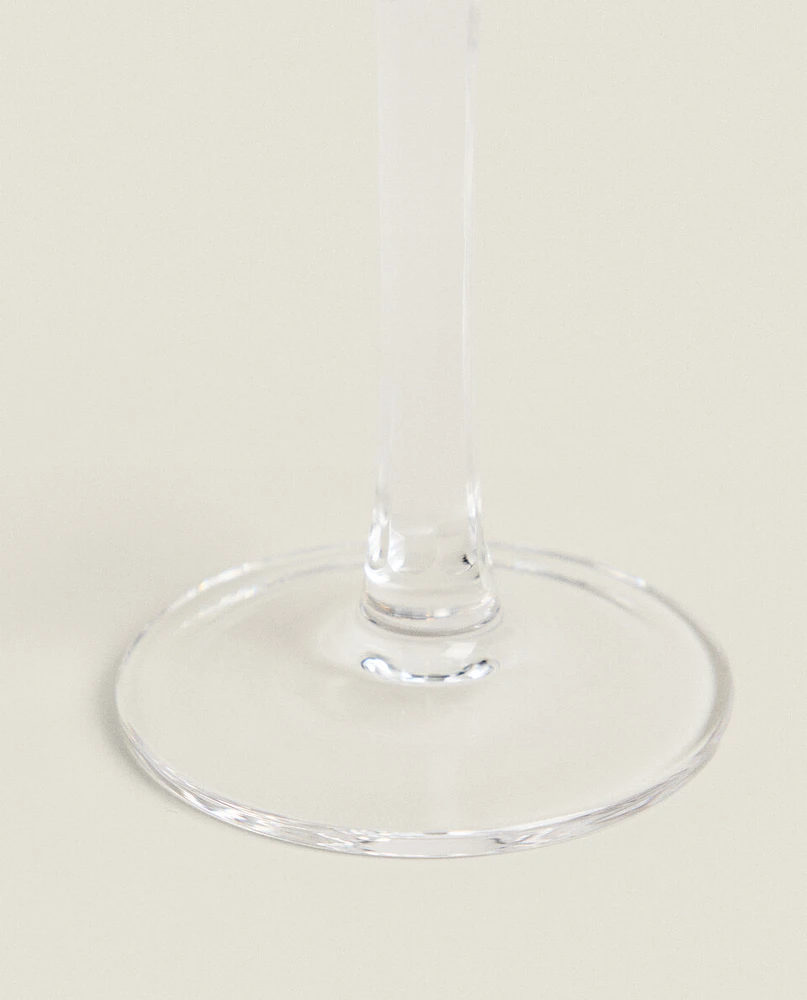 ENGRAVED CRYSTALLINE COCKTAIL GLASS