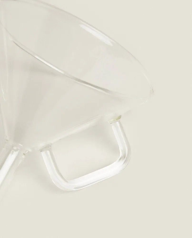 BOROSILICATE FUNNEL WITH HANDLE