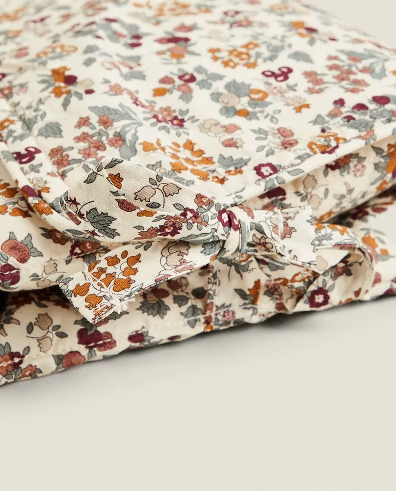 FLORAL PRINT FABRIC CHILDREN’S CHANGING MAT