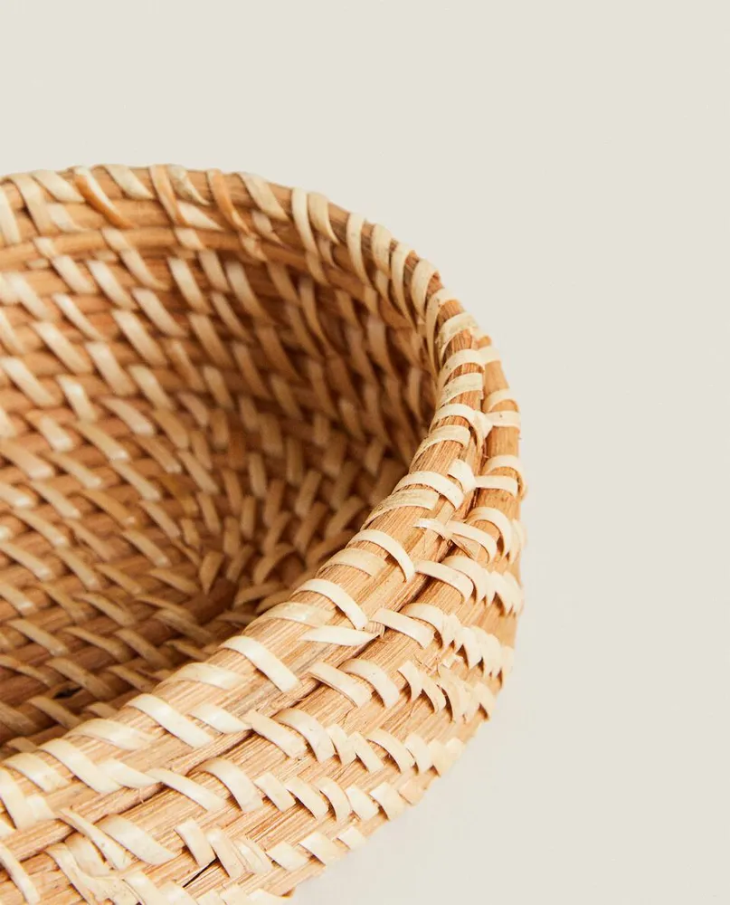 RATTAN BABY WIPE HOLDER