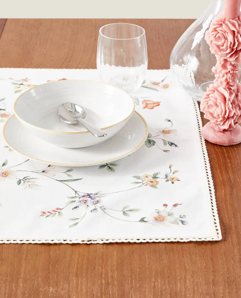 COTTON PLACEMAT WITH LACE TRIM