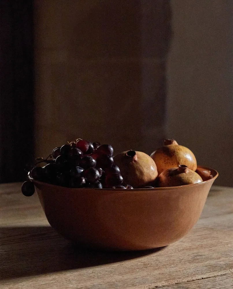 STONEWARE SALAD BOWL