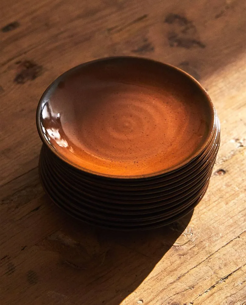 STONEWARE BREAD DISH