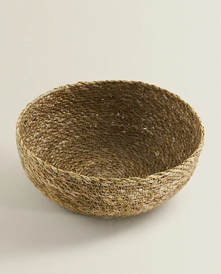 ROUND WOVEN BASKET