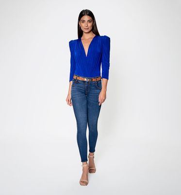 Jean Ultraslim Tiro Medio Sin Bolsillos