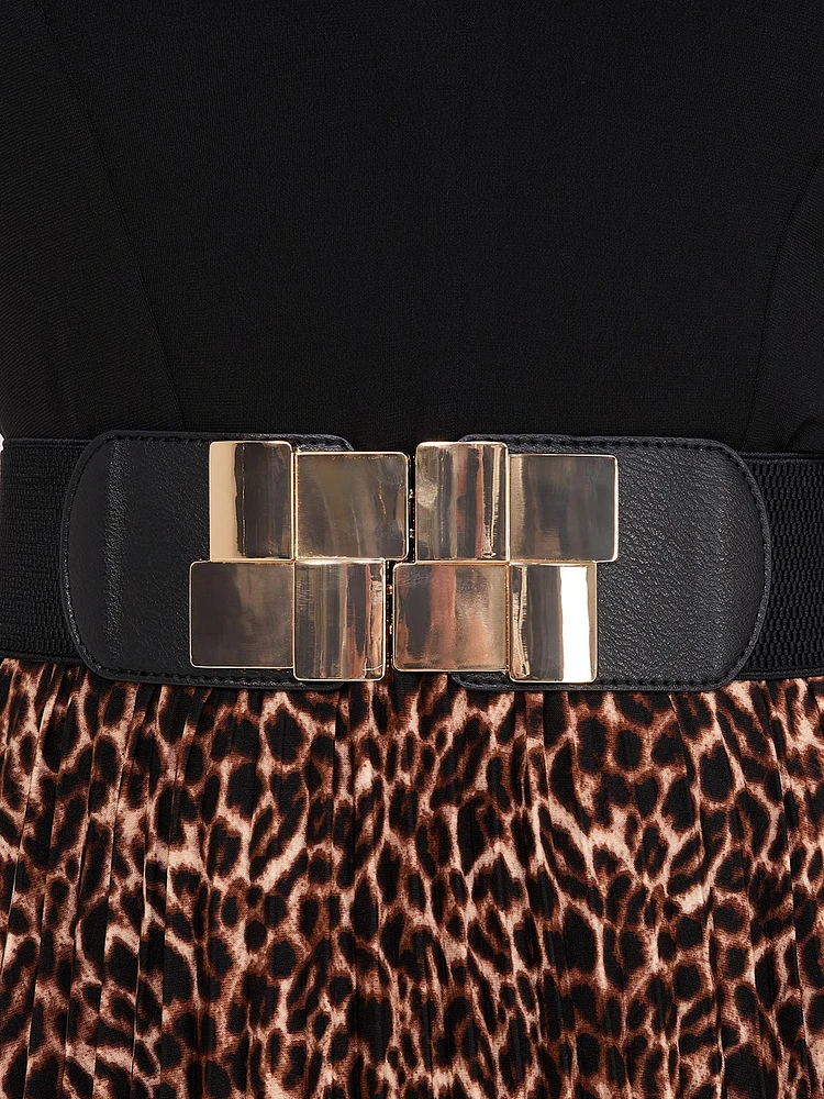 Ceinture élastique à boucle dorée carrée