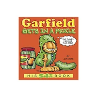 Garfield Gets in a Pickle - by Jim Davis (Paperback)