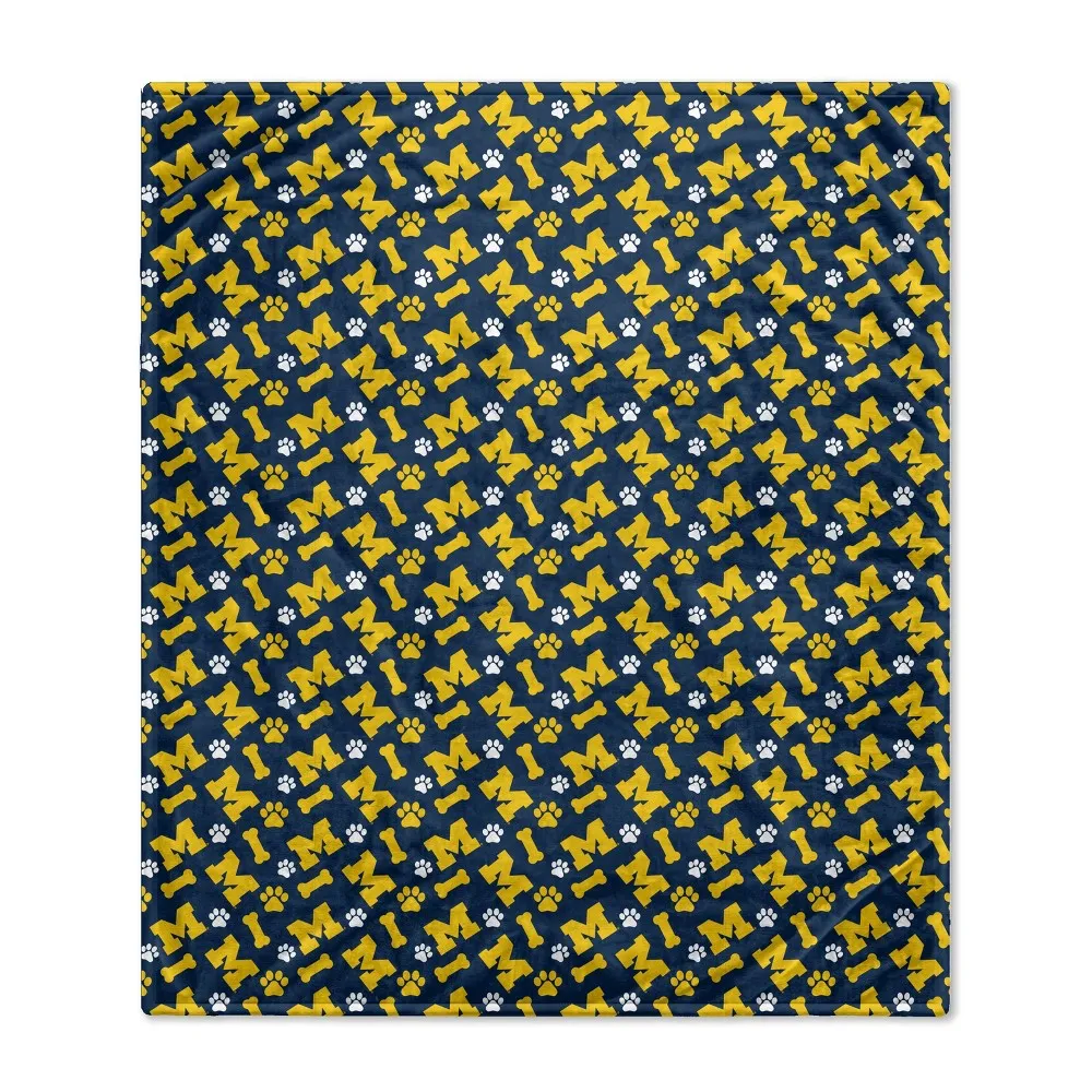 NCAA Michigan Wolverines Bones Repeat Pet Blanket