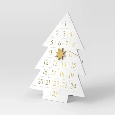 19 Wood Tree Christmas Advent Calendar with Star Counter White/Gold - Wondershop