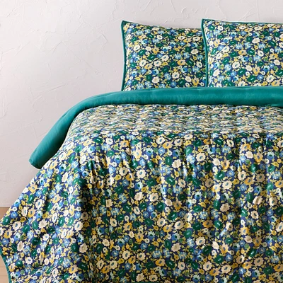 Printed Floral Quilt and Sham Set Blue - Opalhouse designed with Jungalow