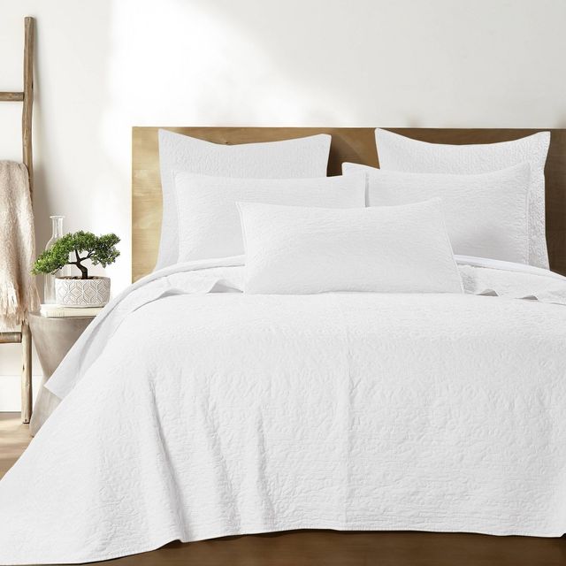 Homthreads Twin Mandell Quilt Set White: Polyester Jacquard Design, Includes Sham, Machine Washable