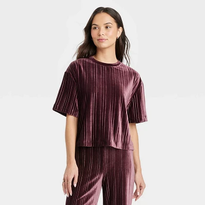 Women Elbow Sleeve Velvet Plie T-Shirt