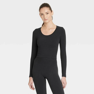 Women Seamle Ribbed Cropped Long Sleeve Top