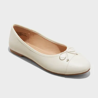 Womens Janie Ballet Flats with Memory Foam Insole
