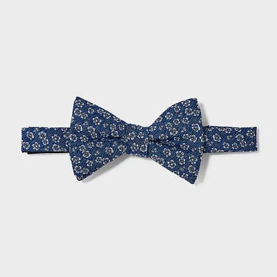 Men Floral Print Bow Tie - Goodfellow & Co  One Size