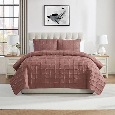 VCNY 3pc Full/Queen Square Pinsonic Quilt Set Rose: Hypoallergenic Microfiber, Embroidered, Modern Design