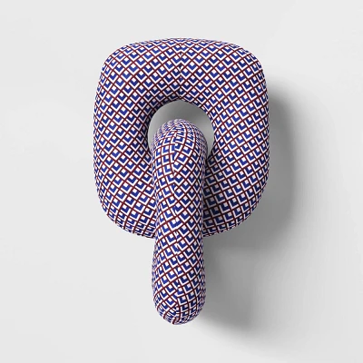 Chain Link Shaped Pillow - Threshold