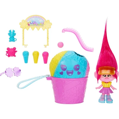 Trolls Fun Fair Surprise FairFest Queen Poppy Small Doll & 10 Accessories