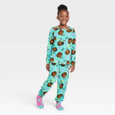 Girls Karmas World Long Sleeve Pajama Set with Cozy Socks