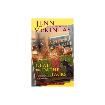 Death in the Stacks - (Library Lovers Mystery) by Jenn McKinlay (Paperback)