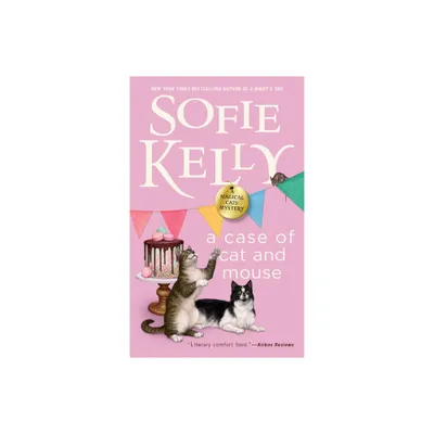 A Case of Cat and Mouse - (Magical Cats) by Sofie Kelly (Paperback)