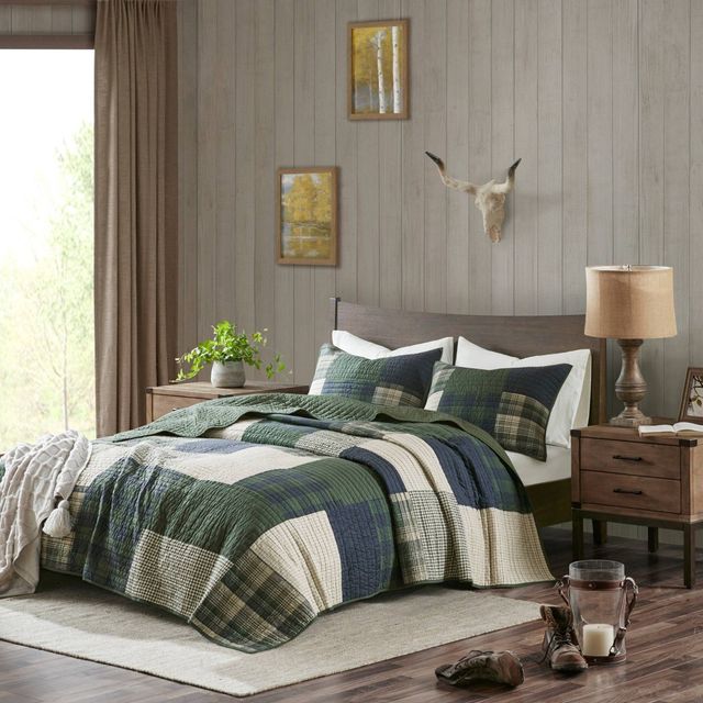 King/California King Mill Creek Oversized Cotton Quilt Set - Green: Woolrich Bedding with Pillow Shams