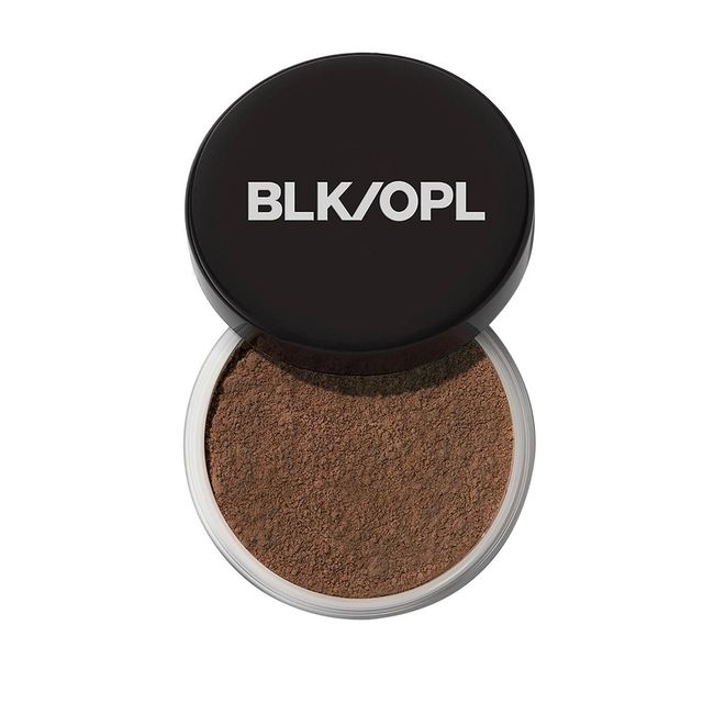 Black Opal True Color Soft Velvet Finishing Powder Foundation