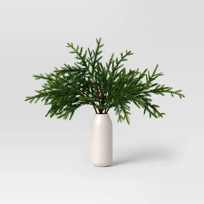 Pine Branch Artificial Arrangement - Threshold