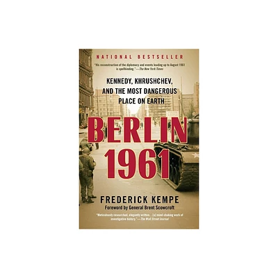 Berlin 1961 - by Frederick Kempe (Paperback)