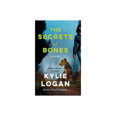 Secrets of Bones - (Jazz Ramsey Mystery) by Kylie Logan (Paperback)